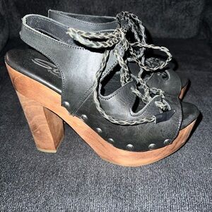 Sbicca Black Lace Up Platform Wedges